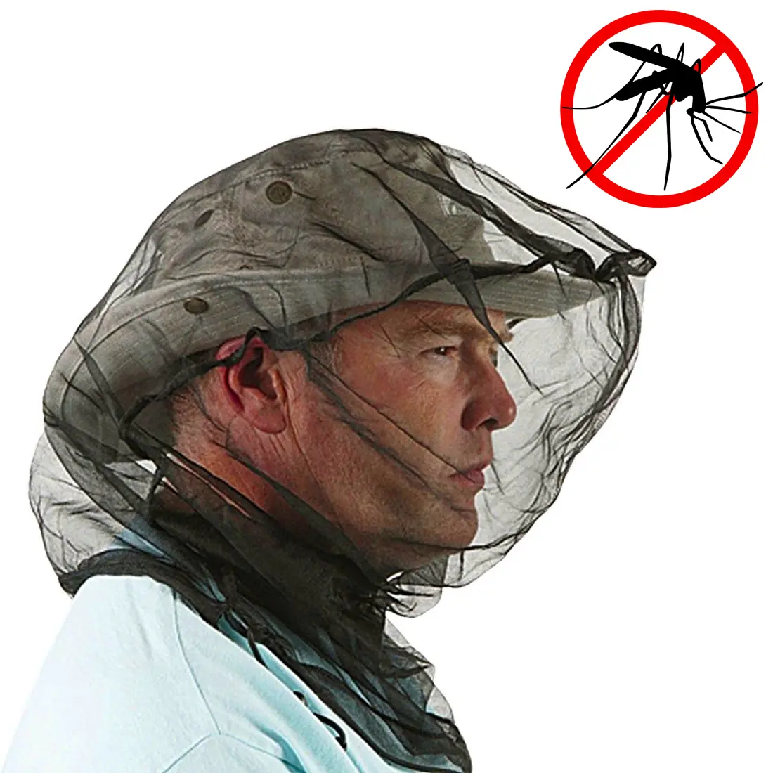 Trekmates Moskitonetz Insektenschutz Mückenschutz für Kappe Hut Mütze Kopf-Netz Ein Mann trägt einen Hut, der eine Schleiereule imitiert, und trägt eine dichte Netzhaube mit einem Moskitonetz. In der oberen rechten Ecke befindet sich ein rotes Verbotsschild mit einer Stechmücken-Silhouette.