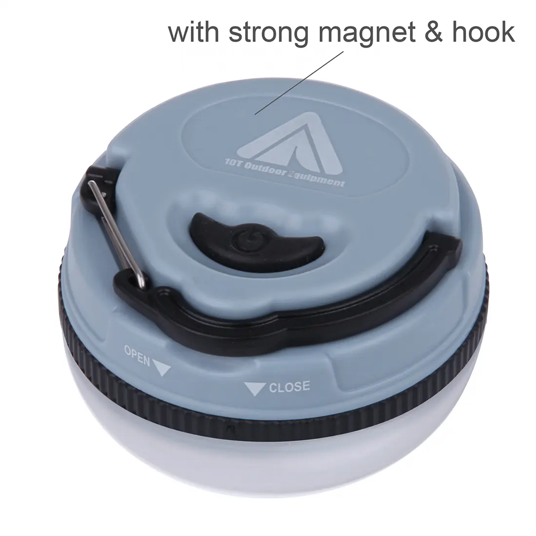 Ein runder, grau-blauer Behälter mit einem starken Magnet und Haken auf der Oberseite, der bei geöffnetem Deckel durch Drehen mittels einer Markierung geöffnet werden kann.